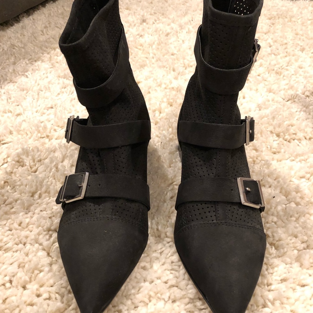 TOPSHOP Pointy Boots